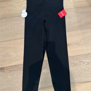 Women’s Booty boosting Spanx Leggings